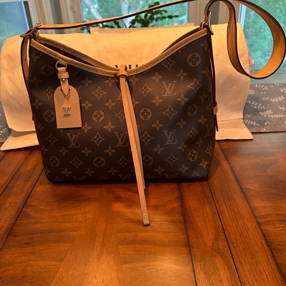 Authentic Louis Vuitton Carryall PM